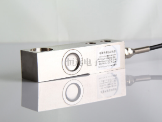 What are the reasons for the error of the load cell